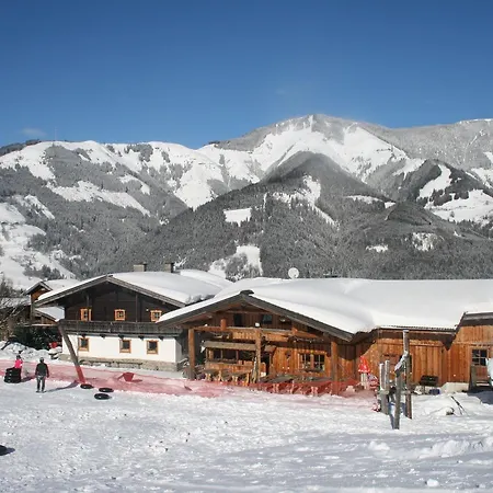 Kohlschnait-huette Bruck an der Grossglocknerstrasse