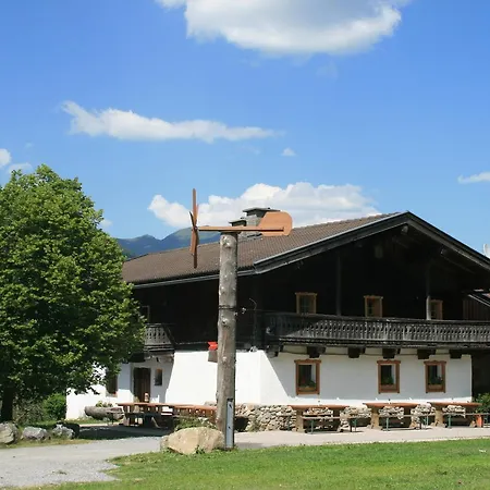 Kohlschnait-huette * Bruck an der Grossglocknerstrasse